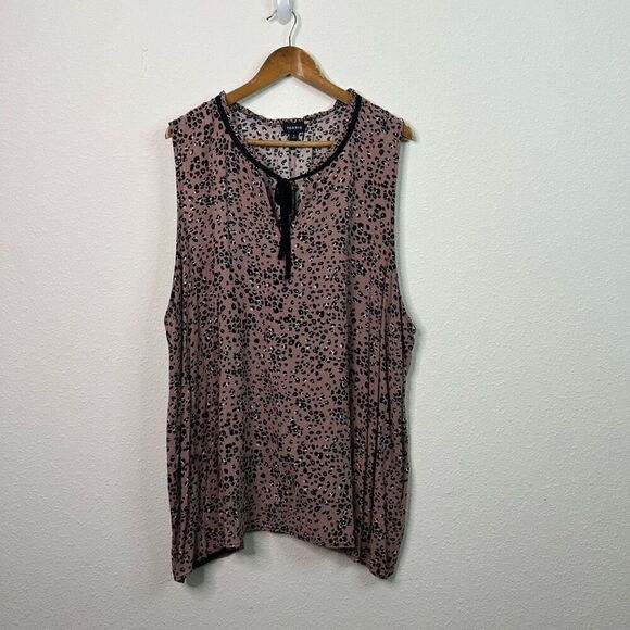 Torrid Women’s Cheetah Animal Print Keyhole Sleeveless Top Plus Size 6X - Picture 1 of 13